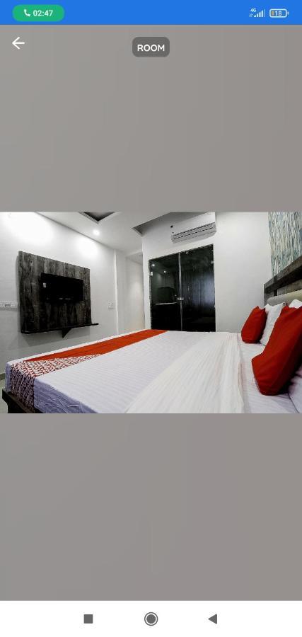 Hotel Almond Zirakpur Exterior photo