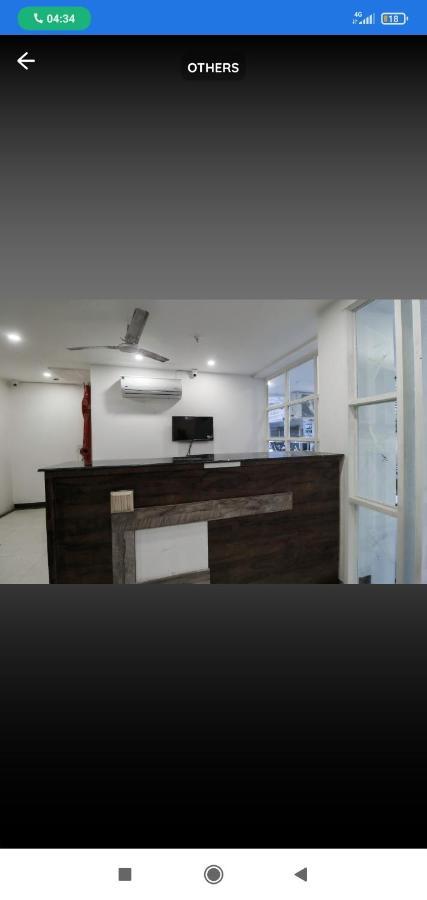 Hotel Almond Zirakpur Exterior photo