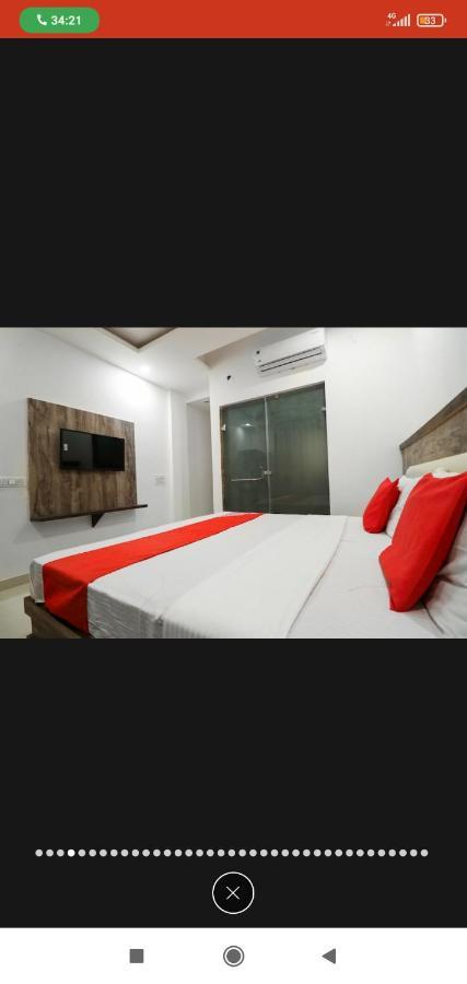 Hotel Almond Zirakpur Exterior photo